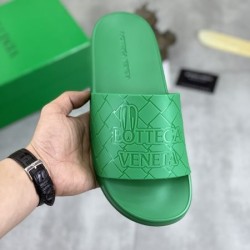 BOTTEGA VENETA ボッテガヴェネタ 2025SS 完売前に メンズ用 サンダル