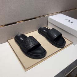 DIOR ディオール 2025SS 新作セール価格でゲット メンズ用 サンダル