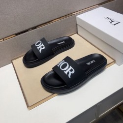 DIOR ディオール 2025SS 希少！取り扱い店舗限定 メンズ用 サンダル