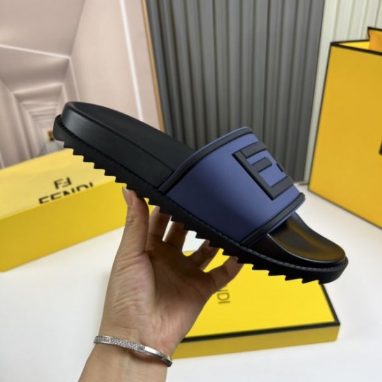 FENDI フェンデイ 2025SS 新作限定華やかキュート メンズ用 サンダル FENDI フェンデイ 2025SS 新作限定華やかキュート メンズ用 サンダル