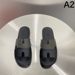 HERMES エルメス 2025SS 新作カジュアルコーデに メンズ用 サンダル