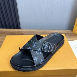 LOUIS VUITTON ルイヴィトン 2025SS 定番のスタイル メンズ用 サンダル