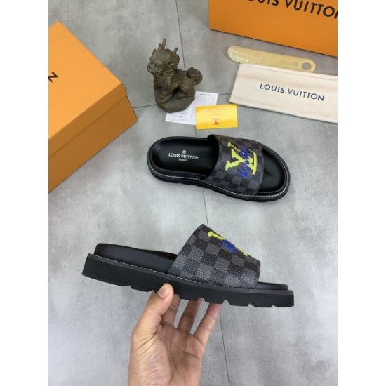 LOUIS VUITTON ルイヴィトン 2025SS 最旬のスタイル メンズ用 サンダル LOUIS VUITTON ルイヴィトン 2025SS 最旬のスタイル メンズ用 サンダル