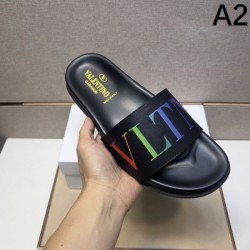VALENTINO ヴァレンティノ 2025SS VIP価格海外発 メンズ用 サンダル