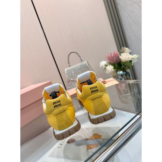 2025SS MIU MIU ミュウミュウ 新着入荷 レディース用 カジュアルシューズ 2025SS MIU MIU ミュウミュウ 新着入荷 レディース用 カジュアルシューズ