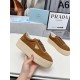 2025SS PRADA プラダ 入手困難 超安値 レディース用 カジュアルシューズ 2025SS PRADA プラダ 入手困難 超安値 レディース用 カジュアルシューズ
