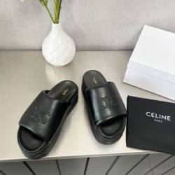 2025SS CELINE セリーヌ 流行に左右されない レディースサンダル 
