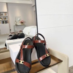 2025SS CELINE セリーヌ シンプルなデザイン レディースサンダル 