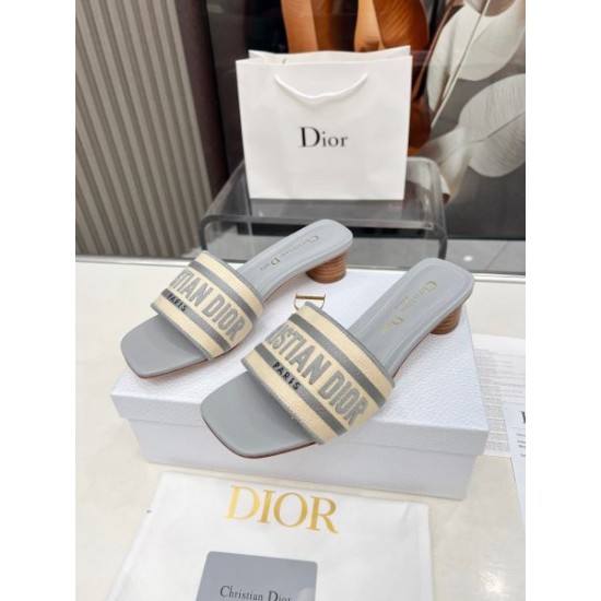 2025SS DIOR ディオール 春夏新作を一気見せ レディースサンダル 2025SS DIOR ディオール 春夏新作を一気見せ レディースサンダル