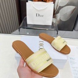 2025SS DIOR ディオール 春夏の最新トレンド レディースサンダル