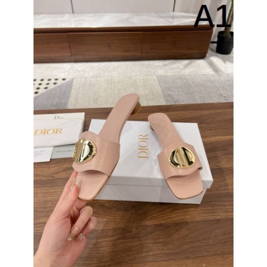 2025SS DIOR ディオール 今年らしい着こなし レディースサンダル 2025SS DIOR ディオール 今年らしい着こなし レディースサンダル