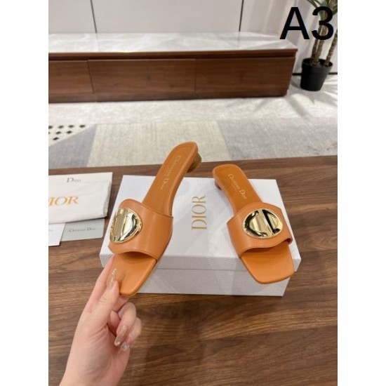 2025SS DIOR ディオール 今年らしい着こなし レディースサンダル 2025SS DIOR ディオール 今年らしい着こなし レディースサンダル