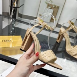 2025SS FENDI フェンデイ 注目されている新品 レディースサンダル