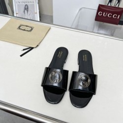 2025SS GUCCI グッチ 際立つ抜け感がある レディースサンダル