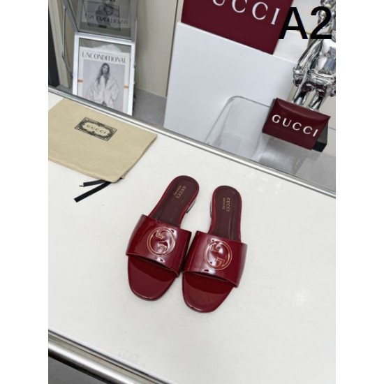 2025SS GUCCI グッチ 際立つ抜け感がある レディースサンダル