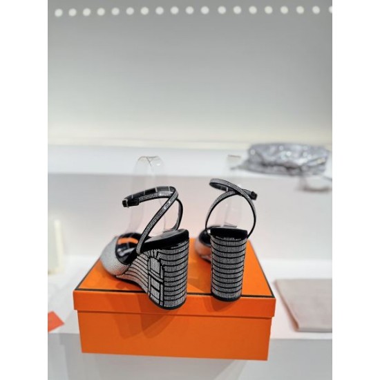 2025SS HERMES エルメス 海外大人気アイテム レディースサンダル 2025SS HERMES エルメス 海外大人気アイテム レディースサンダル