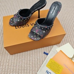2025SS LOUIS VUITTON ルイヴィトン 入手困難アイテム レディースサンダル