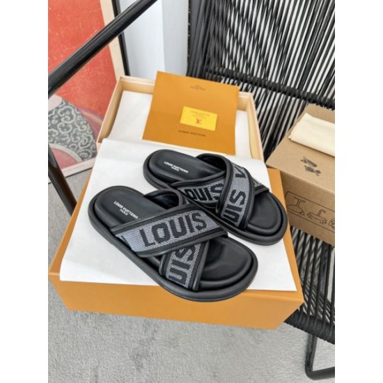 2025SS LOUIS VUITTON ルイヴィトン 今大注目ブランド レディースサンダル 2025SS LOUIS VUITTON ルイヴィトン 今大注目ブランド レディースサンダル