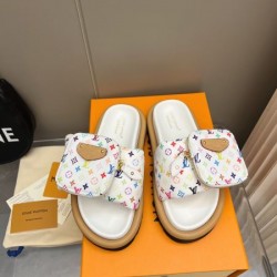 2025SS LOUIS VUITTON ルイヴィトン トレンドスタイル レディースサンダル
