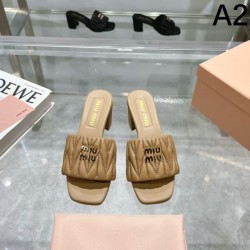2025SS MIU MIU ミュウミュウ 人気いっぱい レディースサンダル