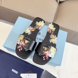 2025SS PRADA プラダ 新作数量限定セール レディースサンダル