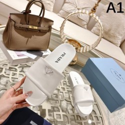 2025SS PRADA プラダ 根強い人気定番商品 レディースサンダル
