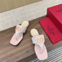 2025SS VALENTINO ヴァレンティノ 人気話題 レディースサンダル
