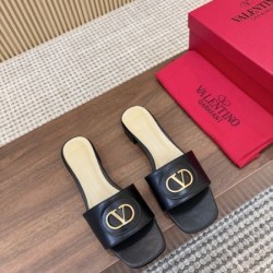 2025SS VALENTINO ヴァレンティノ 完売必須 レディースサンダル
