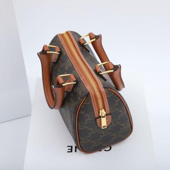 2025SS トートバッグ CELINE セリーヌ 着こなしが簡単につくれる