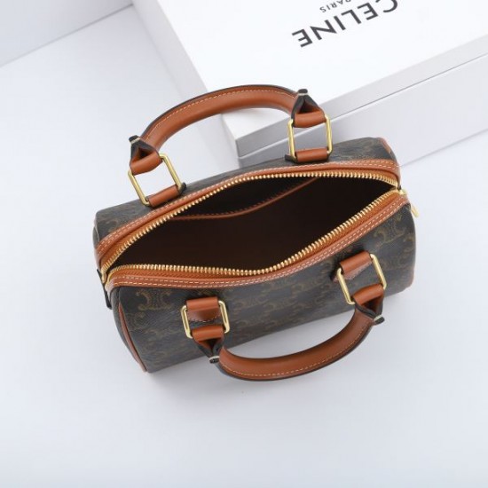 2025SS トートバッグ CELINE セリーヌ 着こなしが簡単につくれる