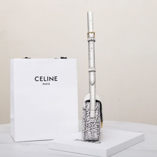 2025SS ショルダーバッグ CELINE セリーヌ 春夏新作も続々登場! 2025SS ショルダーバッグ CELINE セリーヌ 春夏新作も続々登場!