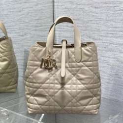 2025SS トートバッグ DIOR ディオール 春夏爽やかな新作が流行り
