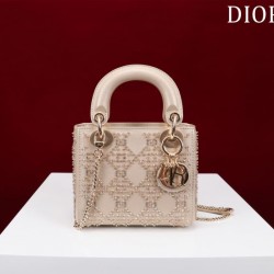 2025SS トートバッグ DIOR ディオール 大人っぽいスタイルが完成