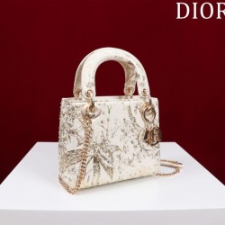 2025SS トートバッグ DIOR ディオール 季節感あふれる注目の新作