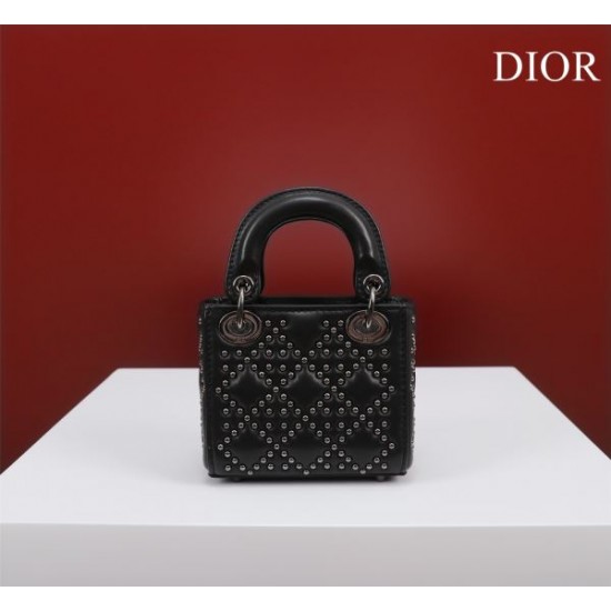 2025SS トートバッグ DIOR ディオール 特に話題なの上品 即完売 2025SS トートバッグ DIOR ディオール 特に話題なの上品 即完売