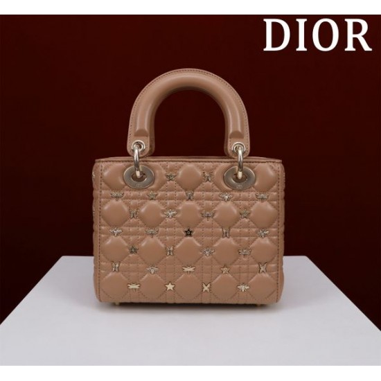 2025SS トートバッグ DIOR ディオール 期間限定、お得に買うべき 2025SS トートバッグ DIOR ディオール 期間限定、お得に買うべき