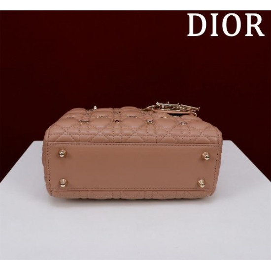 2025SS トートバッグ DIOR ディオール 期間限定、お得に買うべき 2025SS トートバッグ DIOR ディオール 期間限定、お得に買うべき