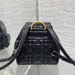 2025SS バックパック DIOR ディオール 春夏は継続系のトレンド