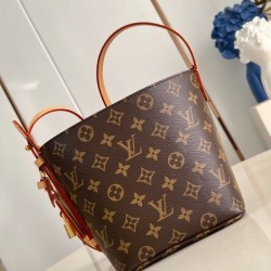 2025SS ショルダーバッグ LOUIS VUITTON ルイヴィトン きちんと感がある