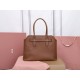 2025SS トートバッグ MIU MIU ミュウミュウ 最新人気話題沸騰中