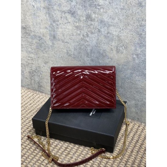 2025SS ショルダーバッグ YSL イヴ サンローラン 春夏着用をおすす 2025SS ショルダーバッグ YSL イヴ サンローラン 春夏着用をおすす