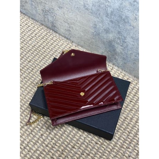 2025SS ショルダーバッグ YSL イヴ サンローラン 春夏着用をおすす 2025SS ショルダーバッグ YSL イヴ サンローラン 春夏着用をおすす
