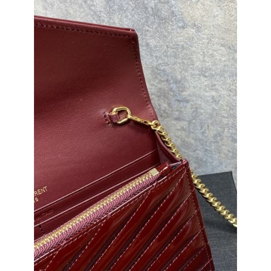 2025SS ショルダーバッグ YSL イヴ サンローラン 春夏着用をおすす 2025SS ショルダーバッグ YSL イヴ サンローラン 春夏着用をおすす