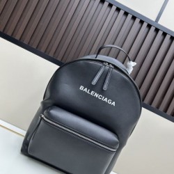 2025SS バックパック BALENCIAGA バレンシアガ 春夏新作完売間近