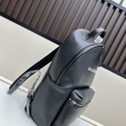 2025SS バックパック BALENCIAGA バレンシアガ 春夏新作完売間近