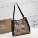 2025SS トートバッグ BURBERRY バーバリー 新作春夏らしさをプラス 2025SS トートバッグ BURBERRY バーバリー 新作春夏らしさをプラス