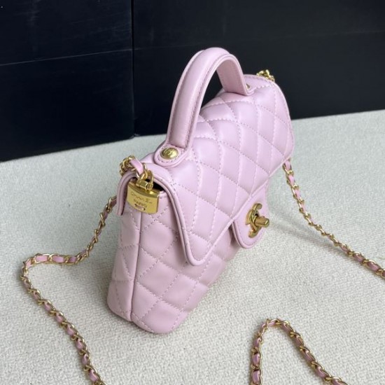 2025SS トートバッグ CHANEL シャネル 存在感ばっちりなアイテム 2025SS トートバッグ CHANEL シャネル 存在感ばっちりなアイテム