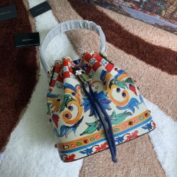 2025SS トートバッグ DOLCE＆GABBANA ドルチェ＆ガッバーナ 人気沸騰中