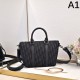 2025SS トートバッグ DIOR ディオール 上品なカジュアルコーデに 2025SS トートバッグ DIOR ディオール 上品なカジュアルコーデに