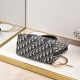 2025SS トートバッグ DIOR ディオール 上品なカジュアルコーデに 2025SS トートバッグ DIOR ディオール 上品なカジュアルコーデに